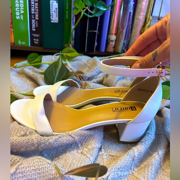 White Bridal Chunky Heels - Picture 1 of 7